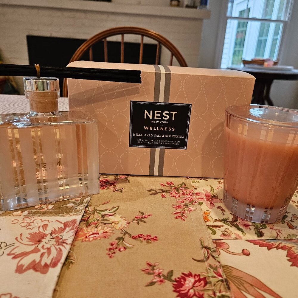 GIFT ALERT - Himalayan Salt and Rosewater Gift Bundle - BRAND NEW!!!!